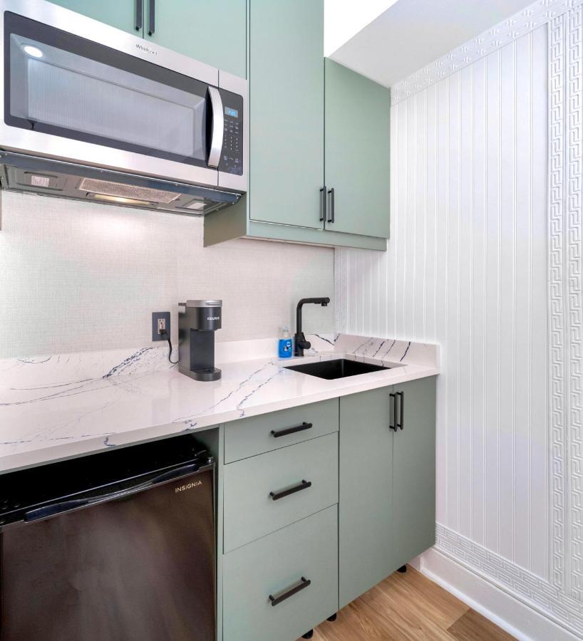 King Bed Mermaid Suite - Heart Of Palm Beach, Free Parking Included Exterior foto